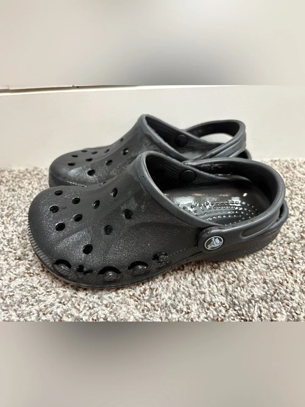 CROCS Waterproof Kids Black Classic Clog Sandals M 4 W 6
